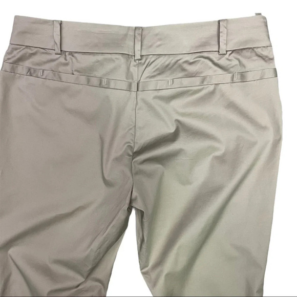 🛍️3/$40 Mexx Capri Pant Tan Capri Pant Size 8 - Picture 5 of 5